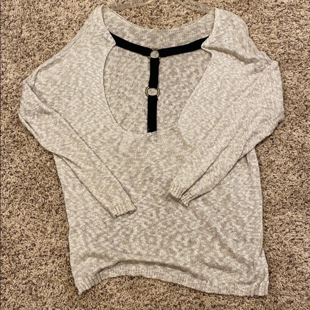 Windsor strap back light knit sweater